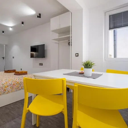 Very Brand New Studio! Apartamento